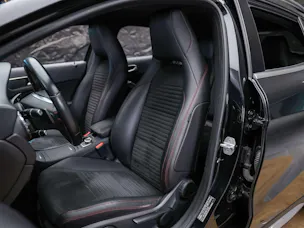 MERCEDES-BENZ GLA 220 CDI AMG Line 4Matic 7G-DCT *CH-Fahrzeug*