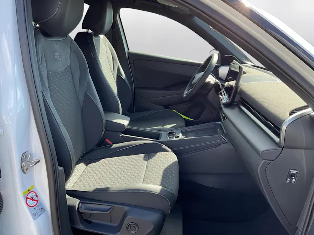 VW T-Roc 1.5 eTSI mHEV R-Line DSG