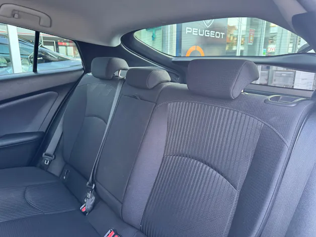 Toyota Prius 1.8 VVT-i HSD AWD-i Comfort