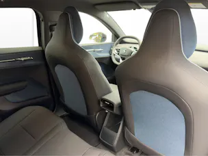 VOLVO EX30 P5 Longe Range XCENTRIC Black Edition