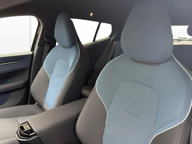 VOLVO EX30 P5 Longe Range XCENTRIC Black Edition