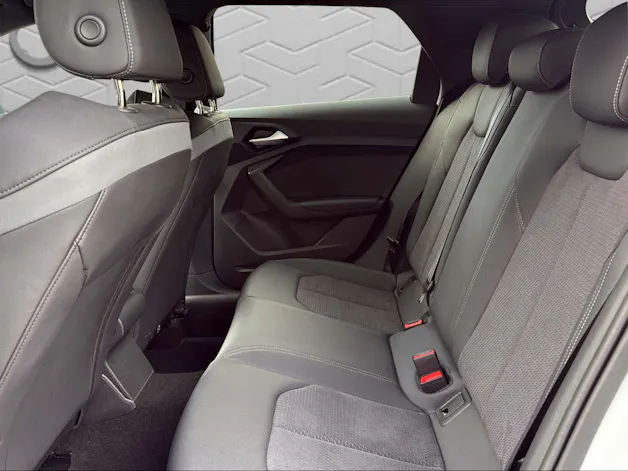 AUDI A1 allstreet 30 TFSI Attraction S-tronic