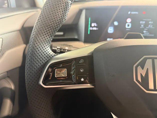 MG S5 EV 64kWh Luxury