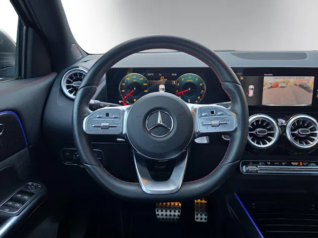 MERCEDES-BENZ GLA 250 4Matic AMG Line 8G-DCT