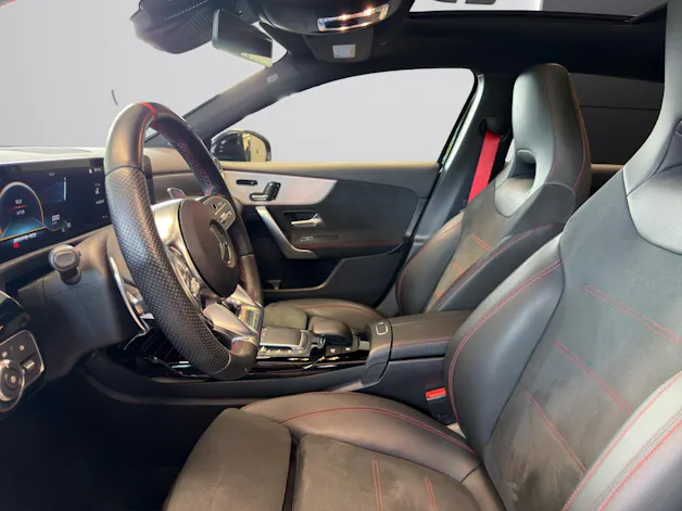 MERCEDES-BENZ A 35 AMG 4Matic