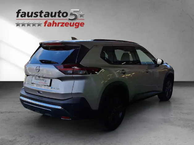 NISSAN X-Trail 1.5 VC-T N-Trek e-4orce 7P