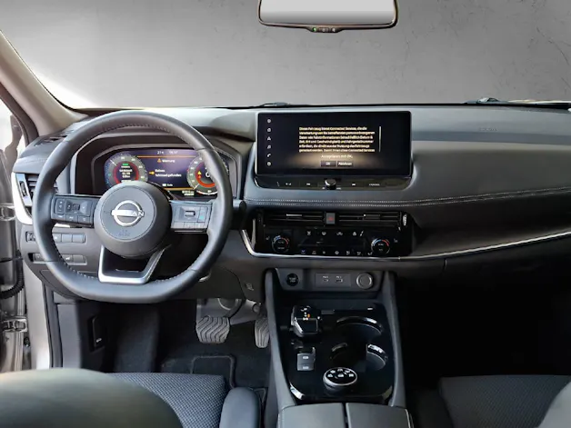 NISSAN X-Trail 1.5 VC-T N-Trek e-4orce 7P
