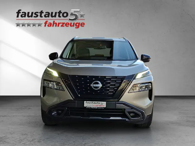 NISSAN X-Trail 1.5 VC-T N-Trek e-4orce 7P