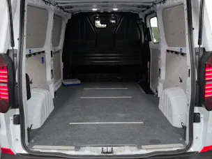 VW Transporter 2.0 TDI Lang Automat