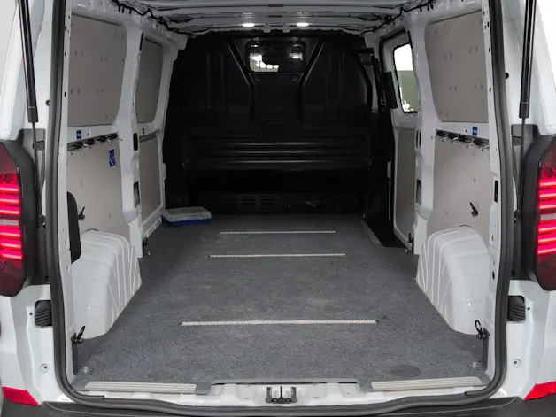 VW Transporter 2.0 TDI Lang Automat