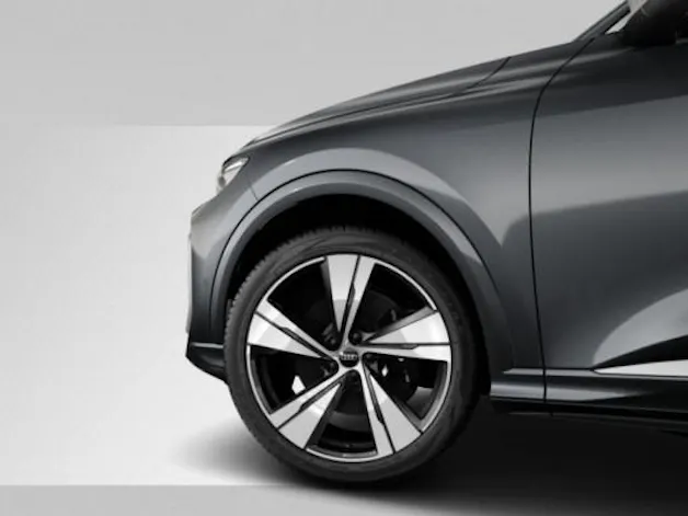 AUDI SQ5 TFSI quattro S-tronic