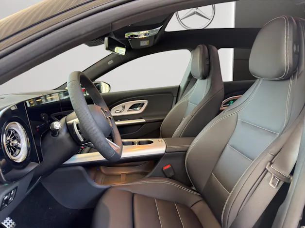 MERCEDES-BENZ CLA Shooting Brake 220 4Matic 8G-DCT