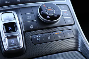 HYUNDAI Santa Fe 1.6 T-GDi HEV Vertex