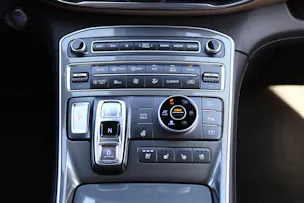HYUNDAI Santa Fe 1.6 T-GDi HEV Vertex