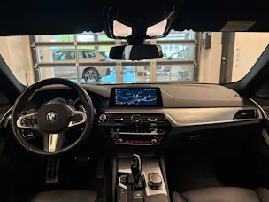 BMW M550i xDrive Limousine