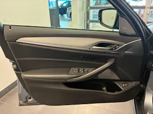 BMW M550i xDrive Limousine