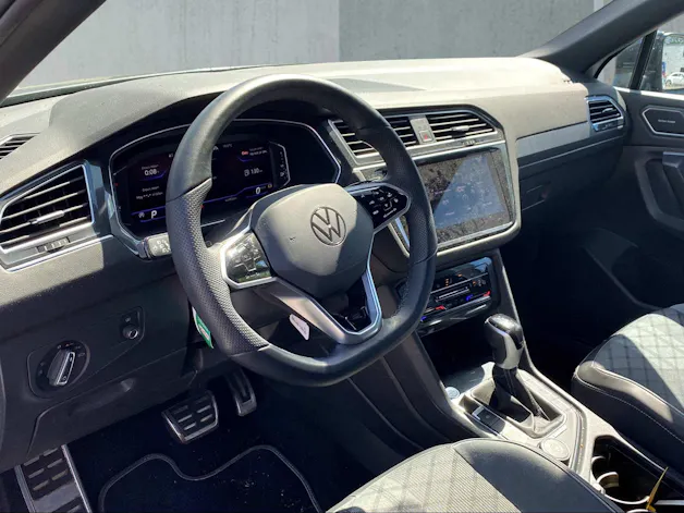 VW Tiguan Allspace 2.0TSI R-Line 4Motion DSG