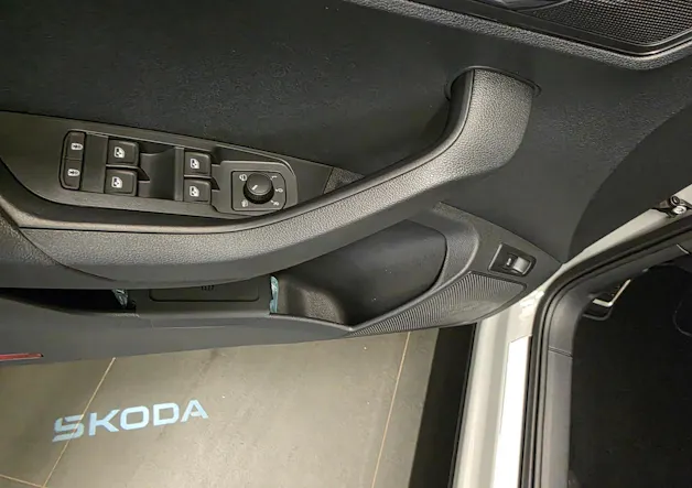 SKODA Karoq 2.0 TSI SportLine 4x4 DSG