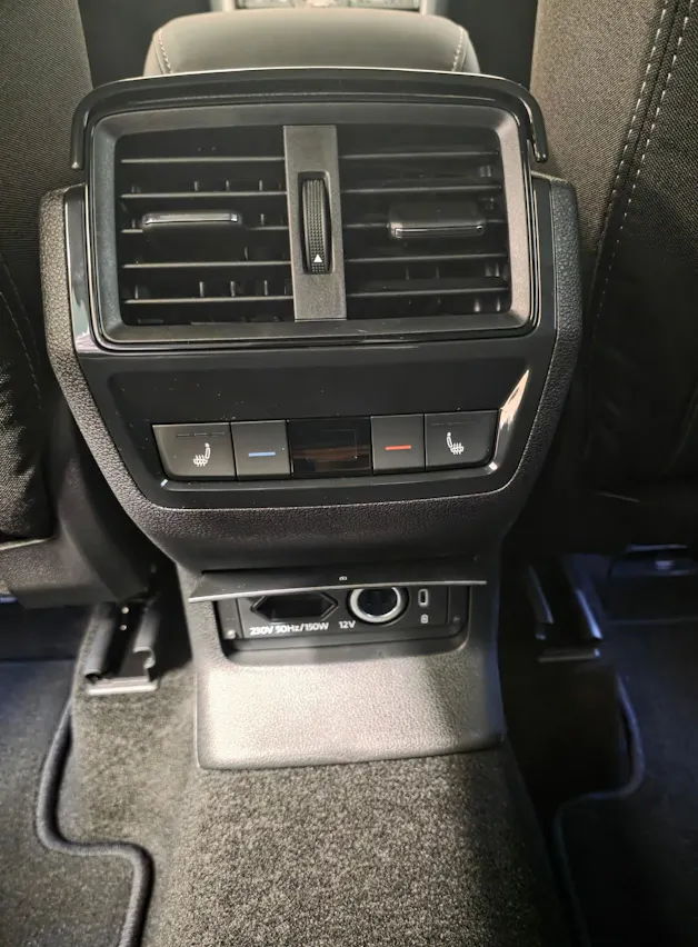 SKODA Karoq 2.0 TSI SportLine 4x4 DSG