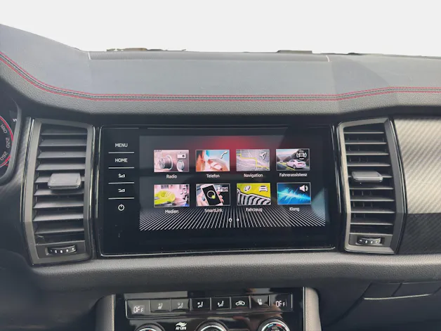 SKODA I AHK I 360 Kamera I Pano I Head-Up- Display I Standheizung I