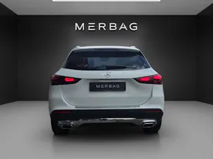 MERCEDES-BENZ GLA 250 4Matic Swiss Star