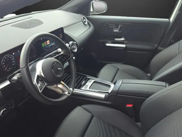 MERCEDES-BENZ GLA 250 4Matic Swiss Star
