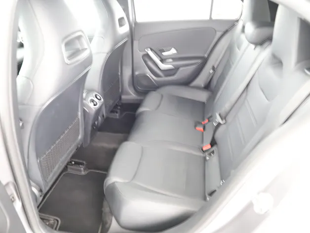 MERCEDES-BENZ A 180 Night Star