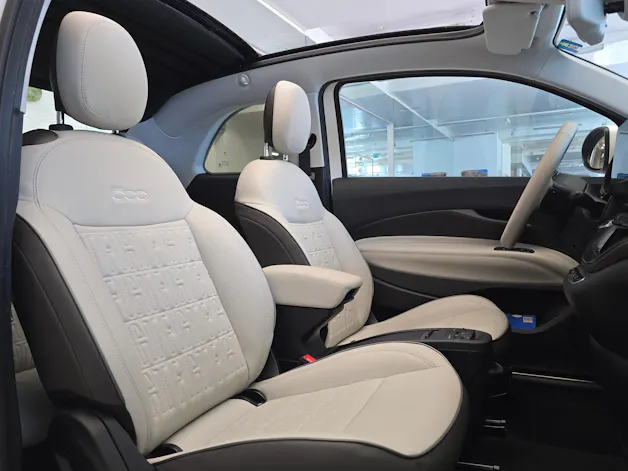 FIAT 500 C electric 87 kW Cult Edition