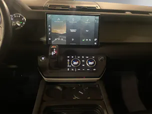 Land Rover Defender 110 P400 I6 X-Dynamic SE 3.0 AT8