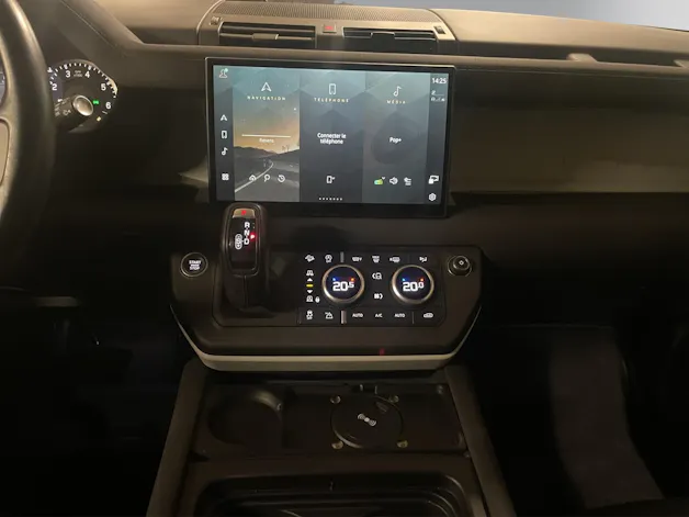 Land Rover Defender 110 P400 I6 X-Dynamic SE 3.0 AT8