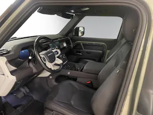 Land Rover Defender 110 P400 I6 X-Dynamic SE 3.0 AT8