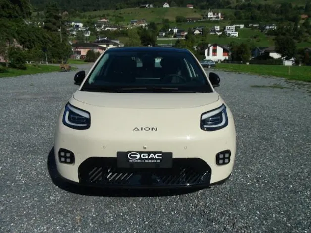 GAC AION UT