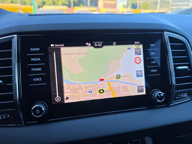 SKODA Karoq 2.0 TDI CR Dynamic 4x4 DSG