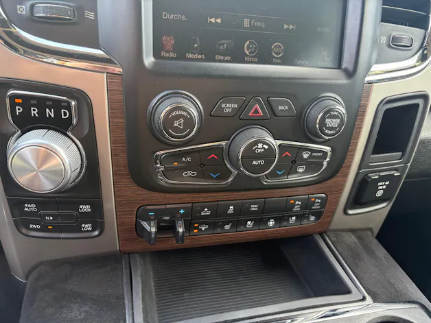 DODGE RAM 1500 Crewcab Laramie