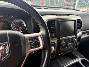 DODGE RAM 1500 Crewcab Laramie