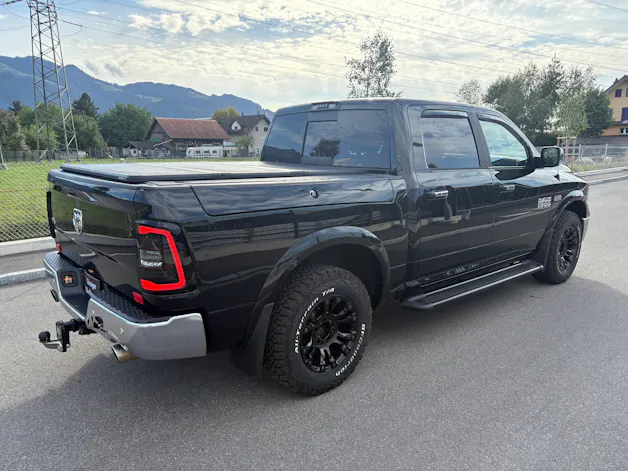DODGE RAM 1500 Crewcab Laramie