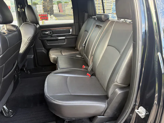 DODGE RAM 1500 Crewcab Laramie