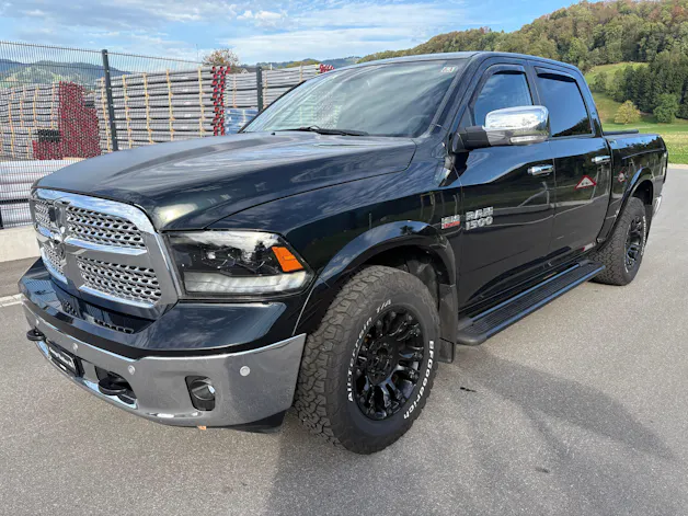 DODGE RAM 1500 Crewcab Laramie