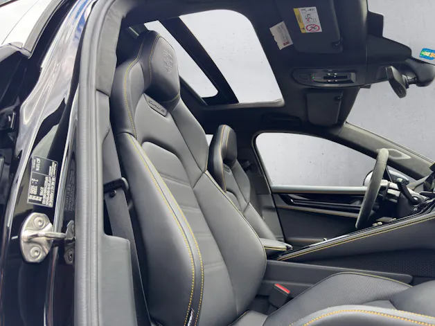PORSCHE Panamera Turbo S E-Hybrid