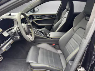 PORSCHE Panamera Turbo S E-Hybrid
