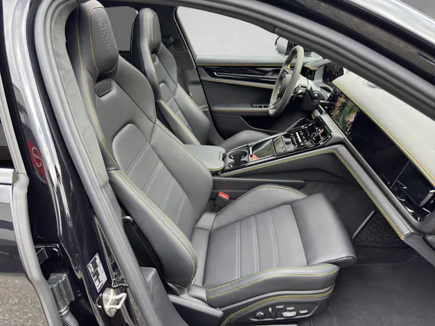 PORSCHE Panamera Turbo S E-Hybrid