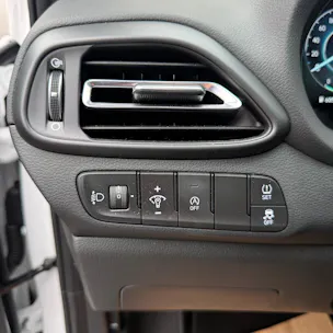 HYUNDAI i30 1.5 T-GDi Vertex 48V MH DCT *CH-FAHRZEUG*