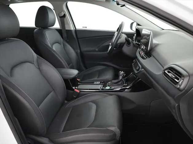 HYUNDAI i30 1.5 T-GDi Vertex 48V MH DCT *CH-FAHRZEUG*