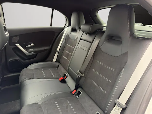 MERCEDES-BENZ A 250 4Matic 8G-DCT