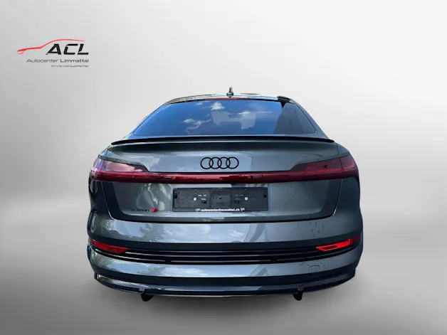 AUDI e-tron S Sportback quattro