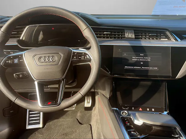 AUDI Q8 55 e-tron Black Edition quattro