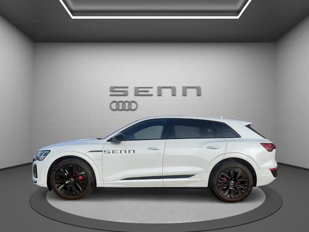 AUDI Q8 55 e-tron Black Edition quattro