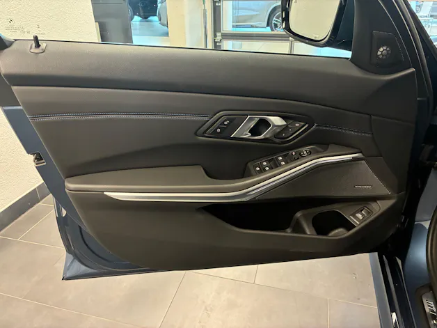 BMW 330d xDrive Touring M Sport Pro