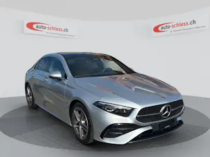 MERCEDES-BENZ A 200 Limousine AMG Line Distronic