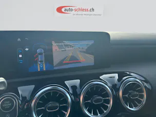 MERCEDES-BENZ A 200 Limousine AMG Line Distronic